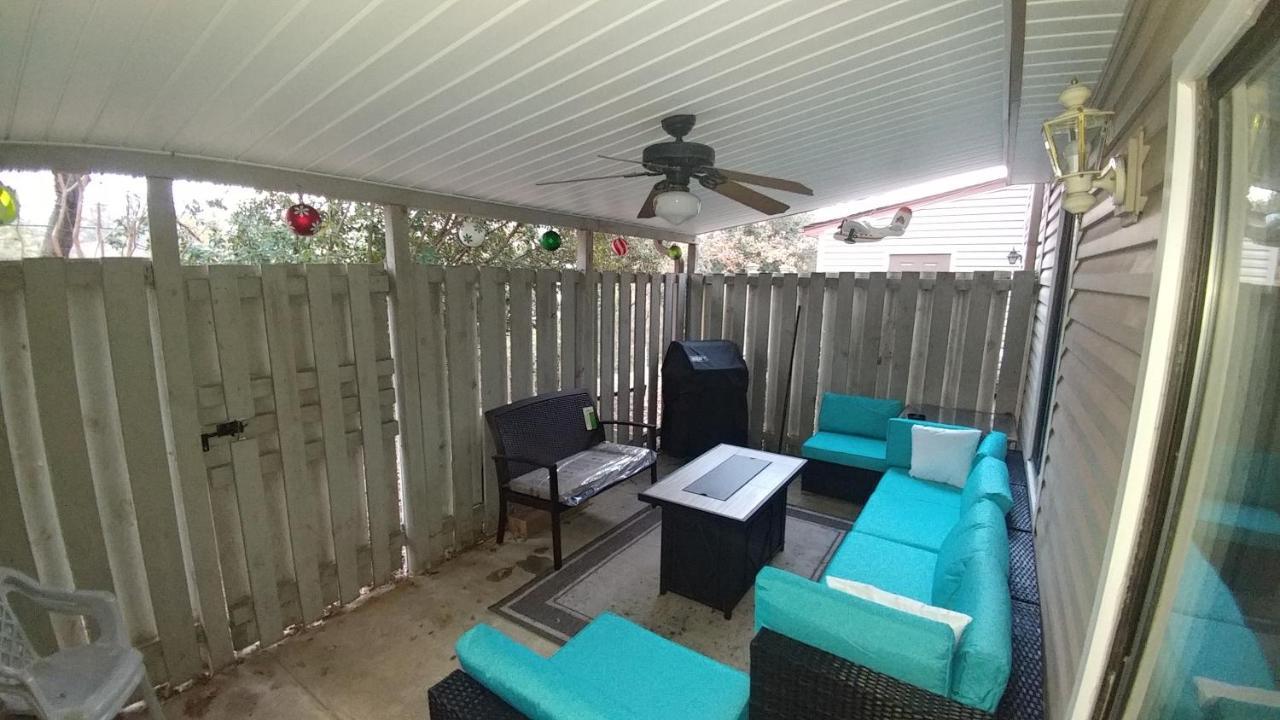 Modern/Retro Condo High Point Exterior foto